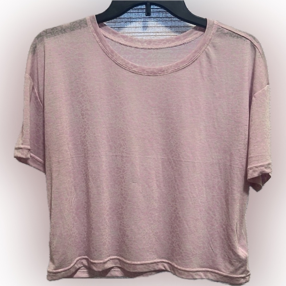 NWT Zyia Active Muted Pink Leopard Cropped Workout Top